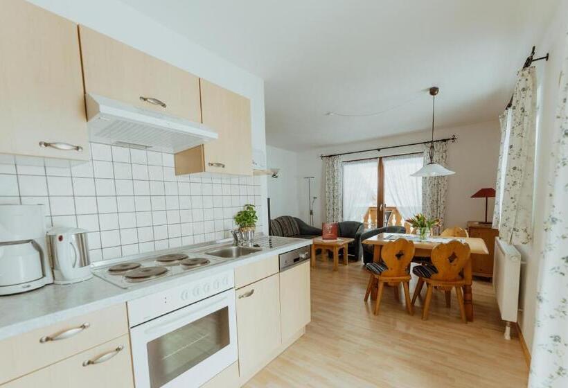 Bed and Breakfast Schwarzwald Hotel Kraeutle