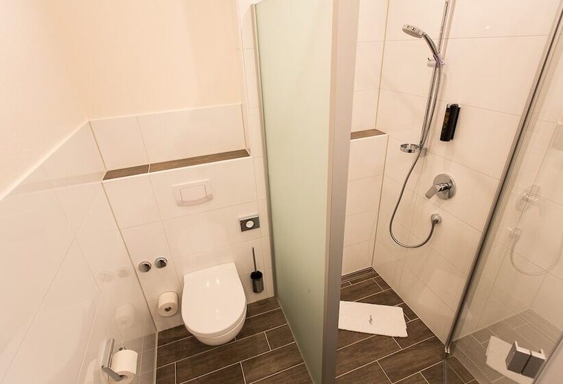 Höger S Hotel & Restaurant