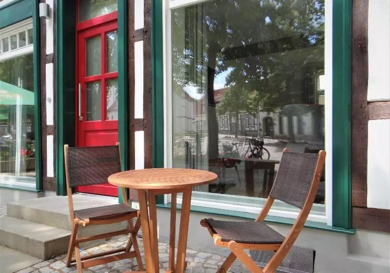 Höger S Hotel & Restaurant