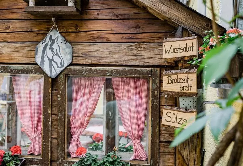 Отель Bayrischer Löwe