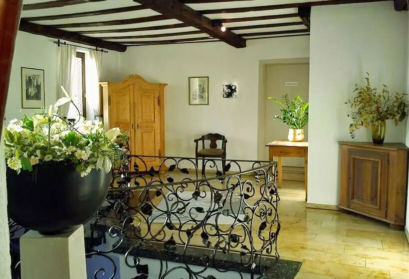 Отель Burg Breuberg