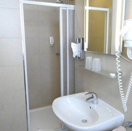 酒店 Burg Breuberg