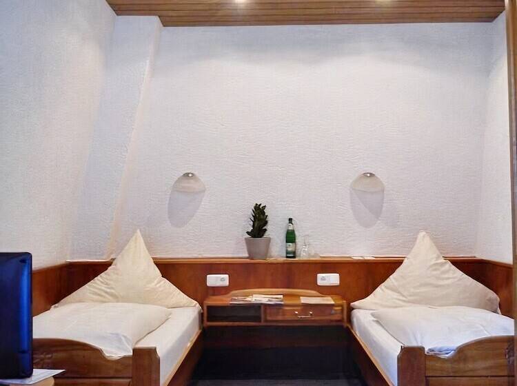 酒店 Burg Breuberg