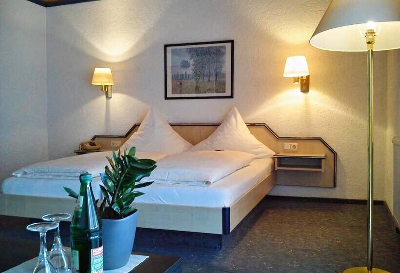 酒店 Burg Breuberg