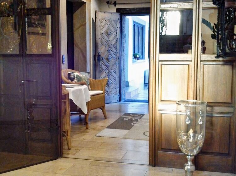 酒店 Burg Breuberg