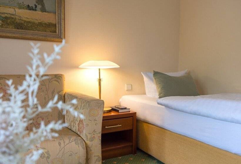 Отель Dreams Beckum