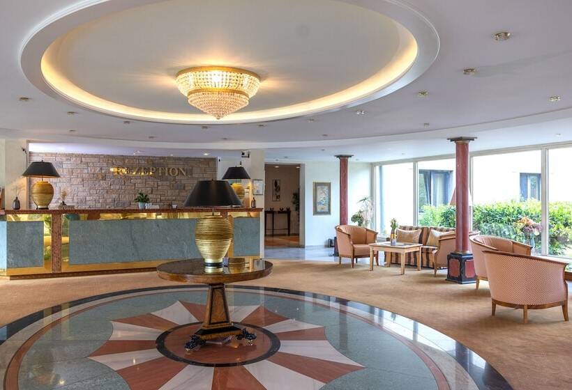 Отель Dreams Beckum