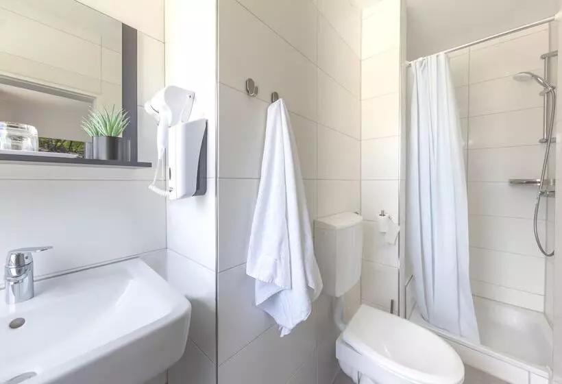 Отель Dreams Beckum