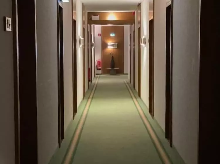 Отель Dreams Beckum