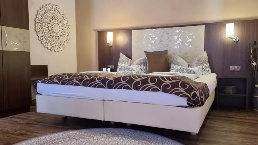 בית מלון כפרי Engel