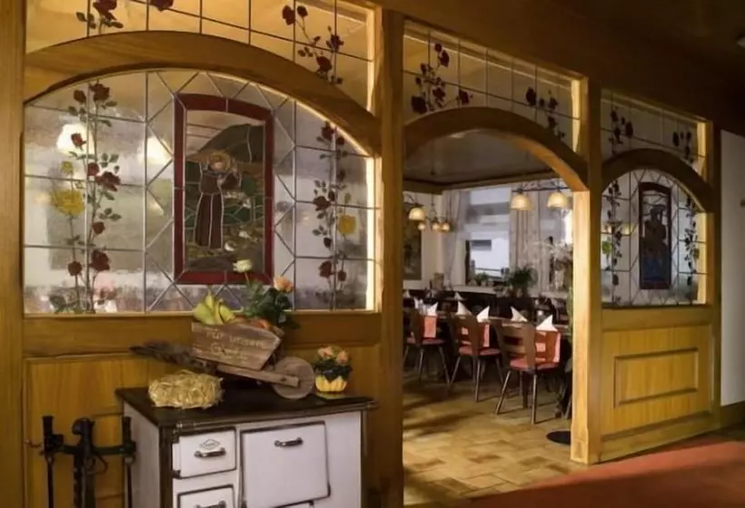 Otel Essinger Hof