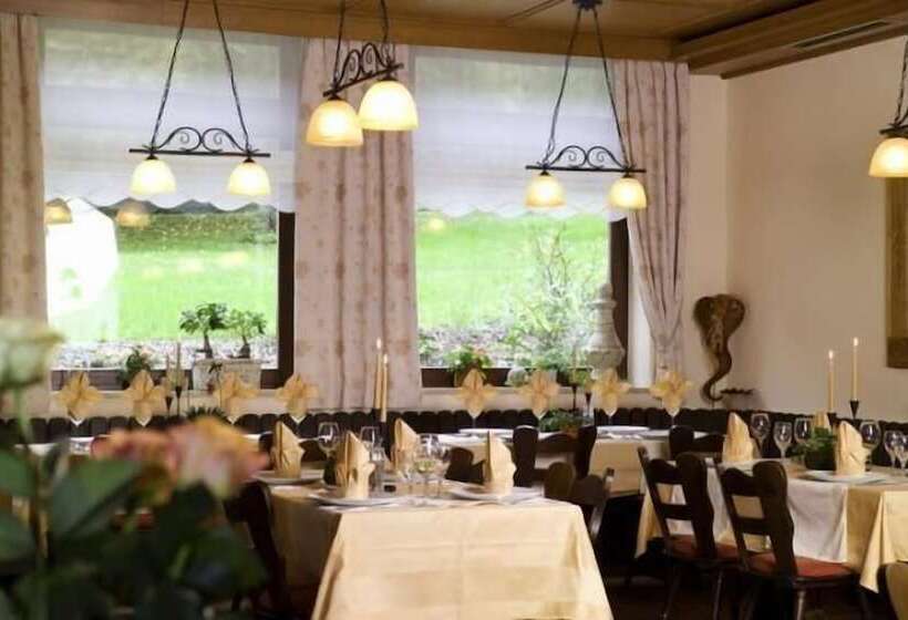 Отель Essinger Hof