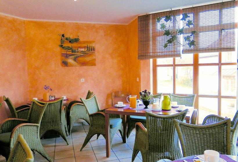 ホテル Feriendorf Glasgarten