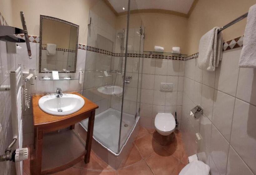 Отель Goldene Sonne