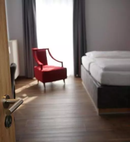 Отель Grüner Baum