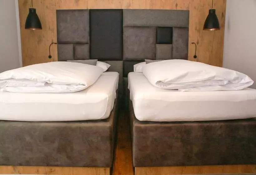 Отель Grüner Baum