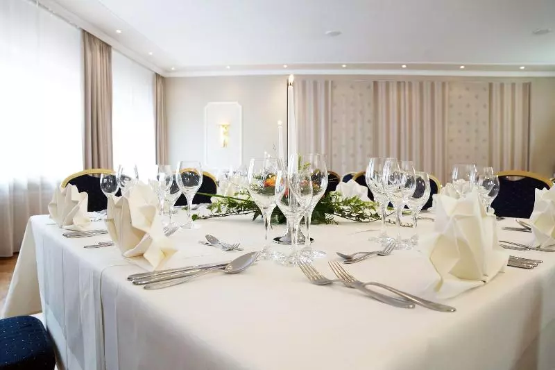 酒店 Hunerbein S Post