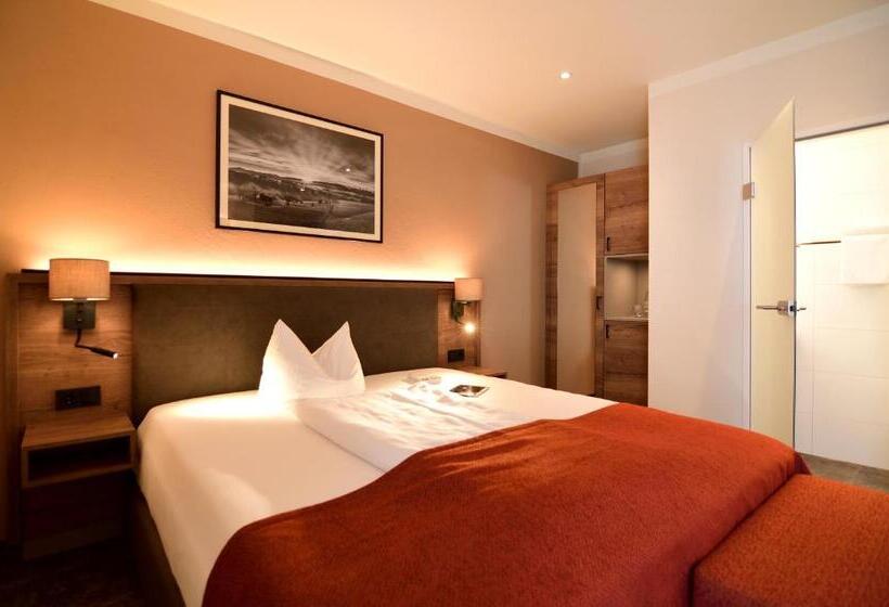 Hotel Lindenberger Hof