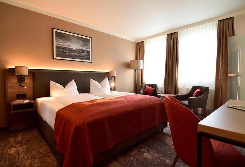 Hotel Lindenberger Hof