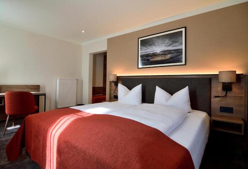 Hotel Lindenberger Hof