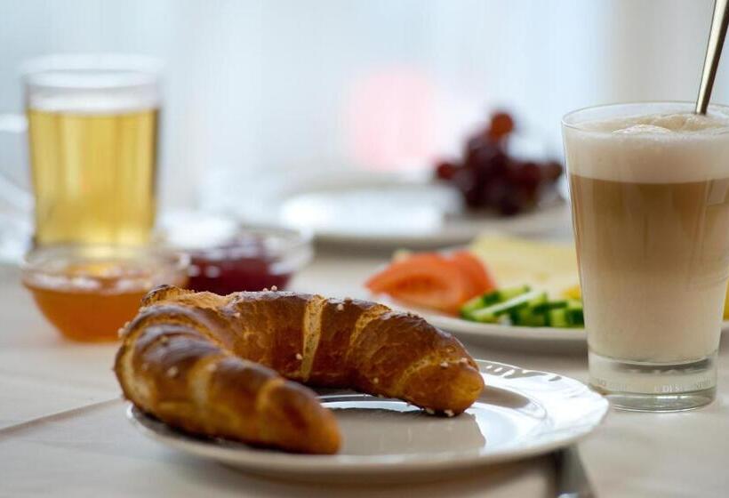 Hotel Lindenberger Hof