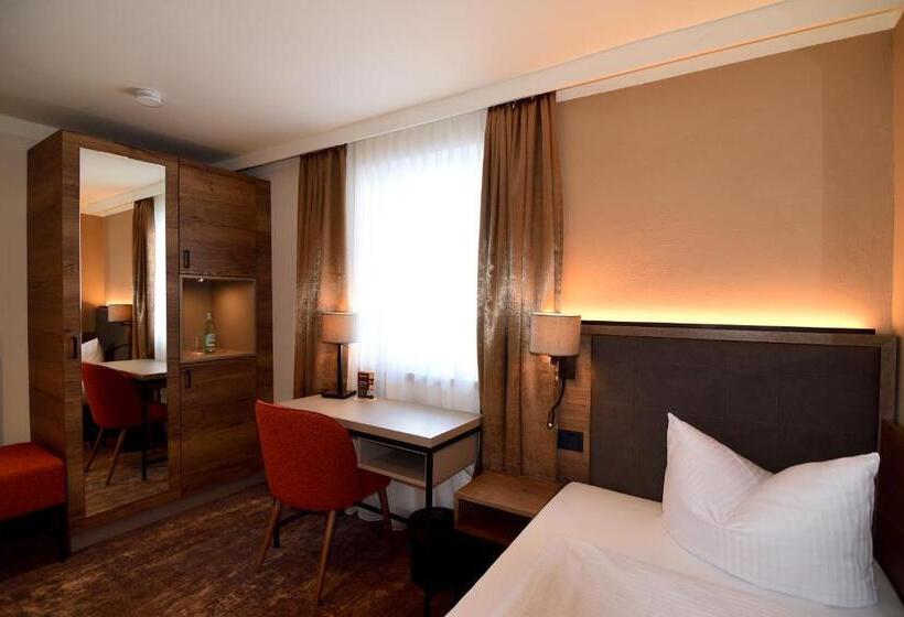 Hotel Lindenberger Hof