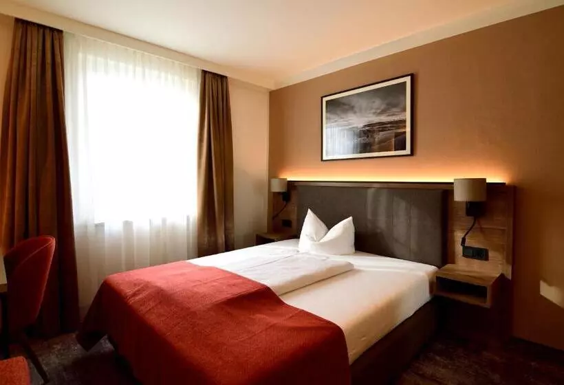 ホテル Lindenberger Hof