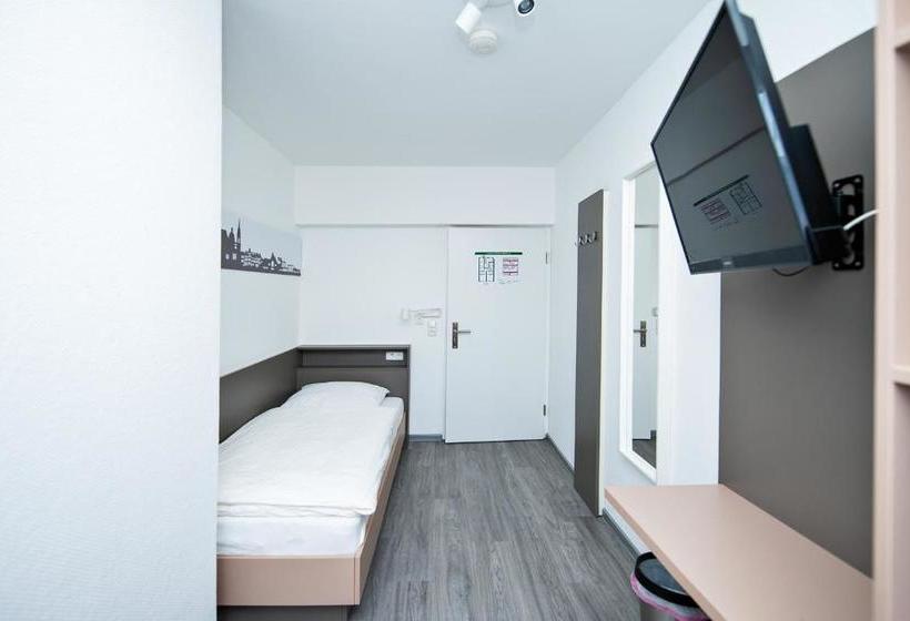 Szálloda Stadtnah Am Bahnhof