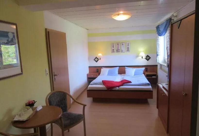 בית מלון כפרי Zum Hanseaten