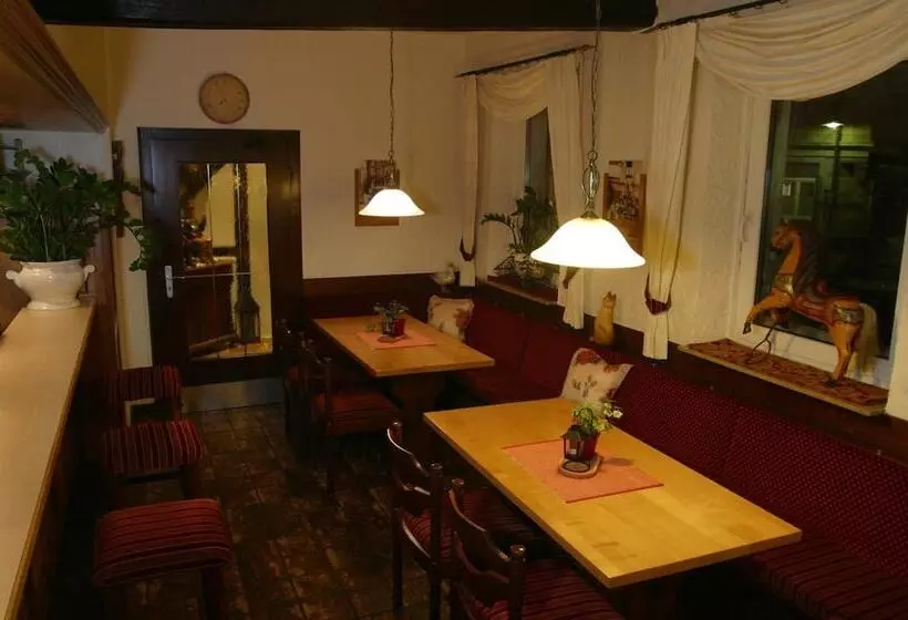 בית מלון כפרי Zur Pfalz