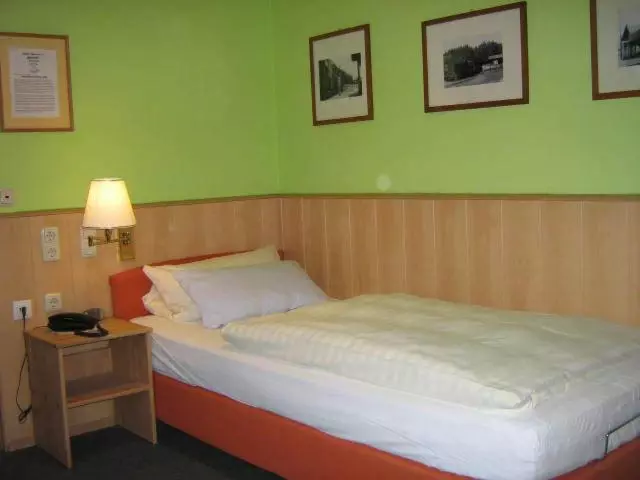 膳宿费 Gasthaus Laubacher Wald