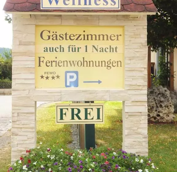 ペンション Gästehaus Biedermann