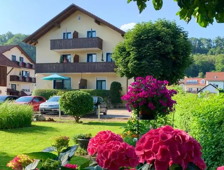 ペンション Gästehaus Biedermann