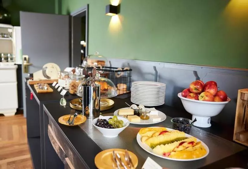 Erck Flair Hotel & Restaurant