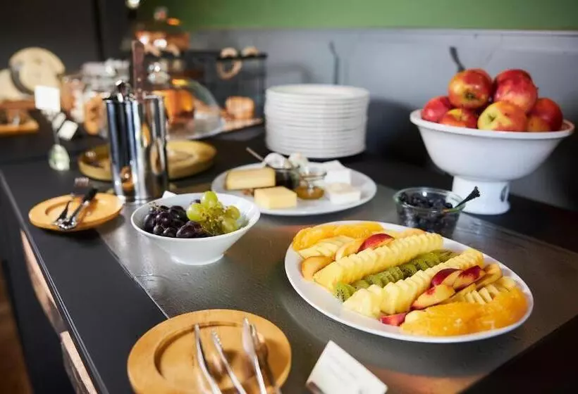 Erck Flair Hotel & Restaurant