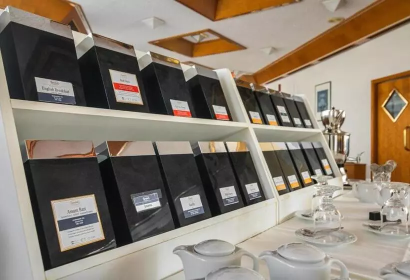 Отель Aichtaler Hof