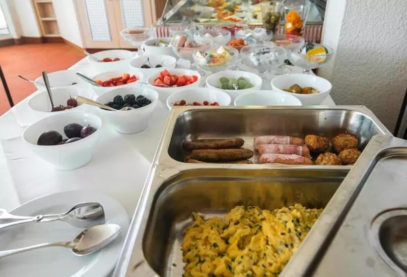 Отель Aichtaler Hof