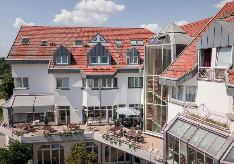 Отель Aichtaler Hof