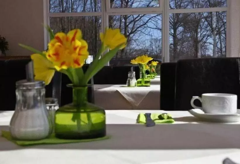 Отель Am Interpark