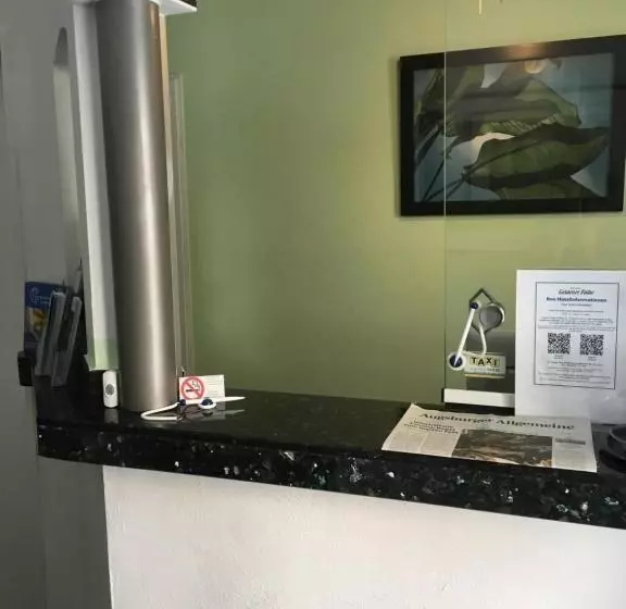 בית מלון כפרי Augsburg Goldener Falke