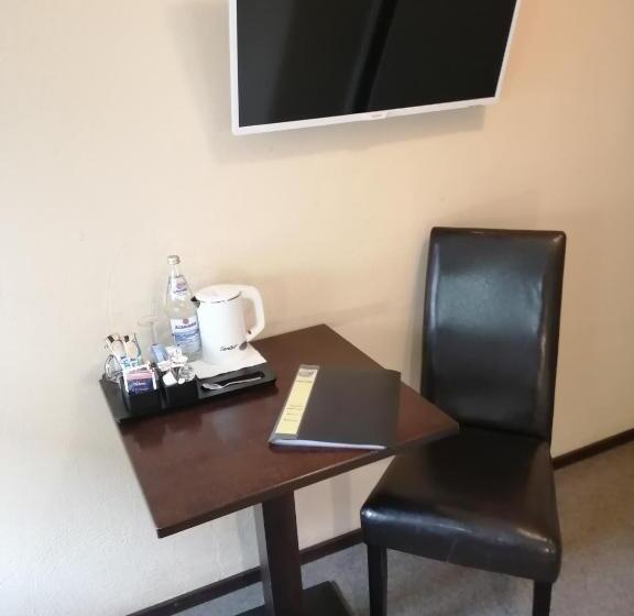 בית מלון כפרי Augsburg Goldener Falke