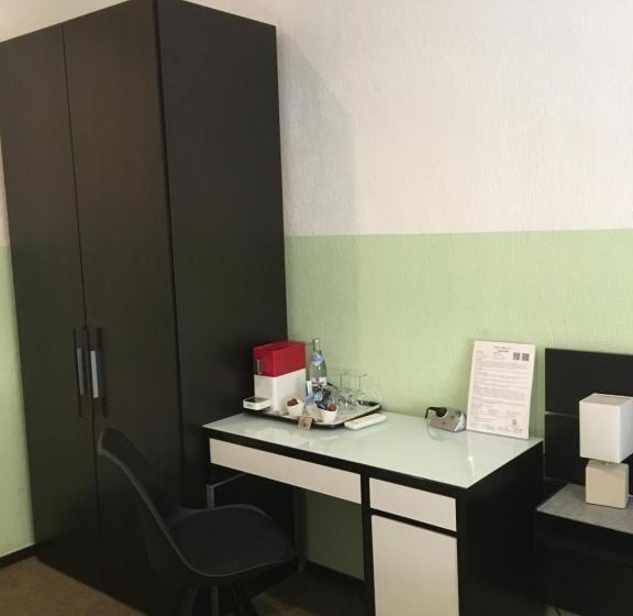 בית מלון כפרי Augsburg Goldener Falke