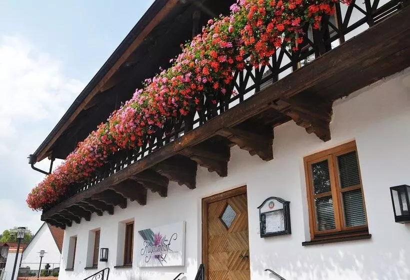 בית מלון כפרי Augustlhof Restaurant &