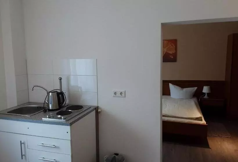 ホテル Gasthof Zur Krone