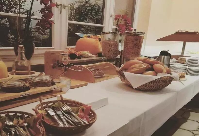 Отель Jägerhof