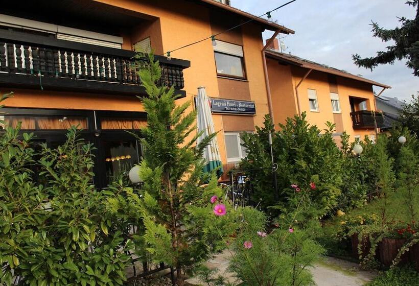 Hotel Legend
