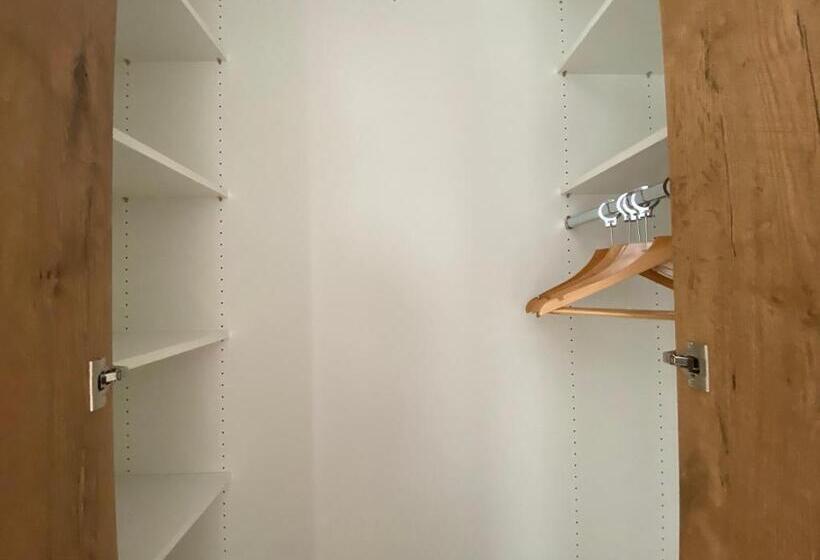 בית מלון כפרי Pension Scharl Am Maibaum