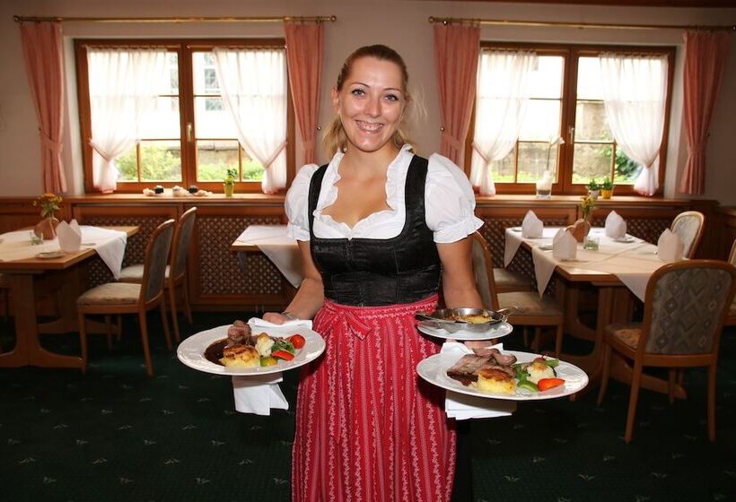 Отель Restaurant Hirsch