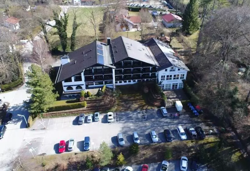 Отель Schloss Berg