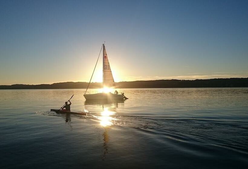 Отель Schloss Berg